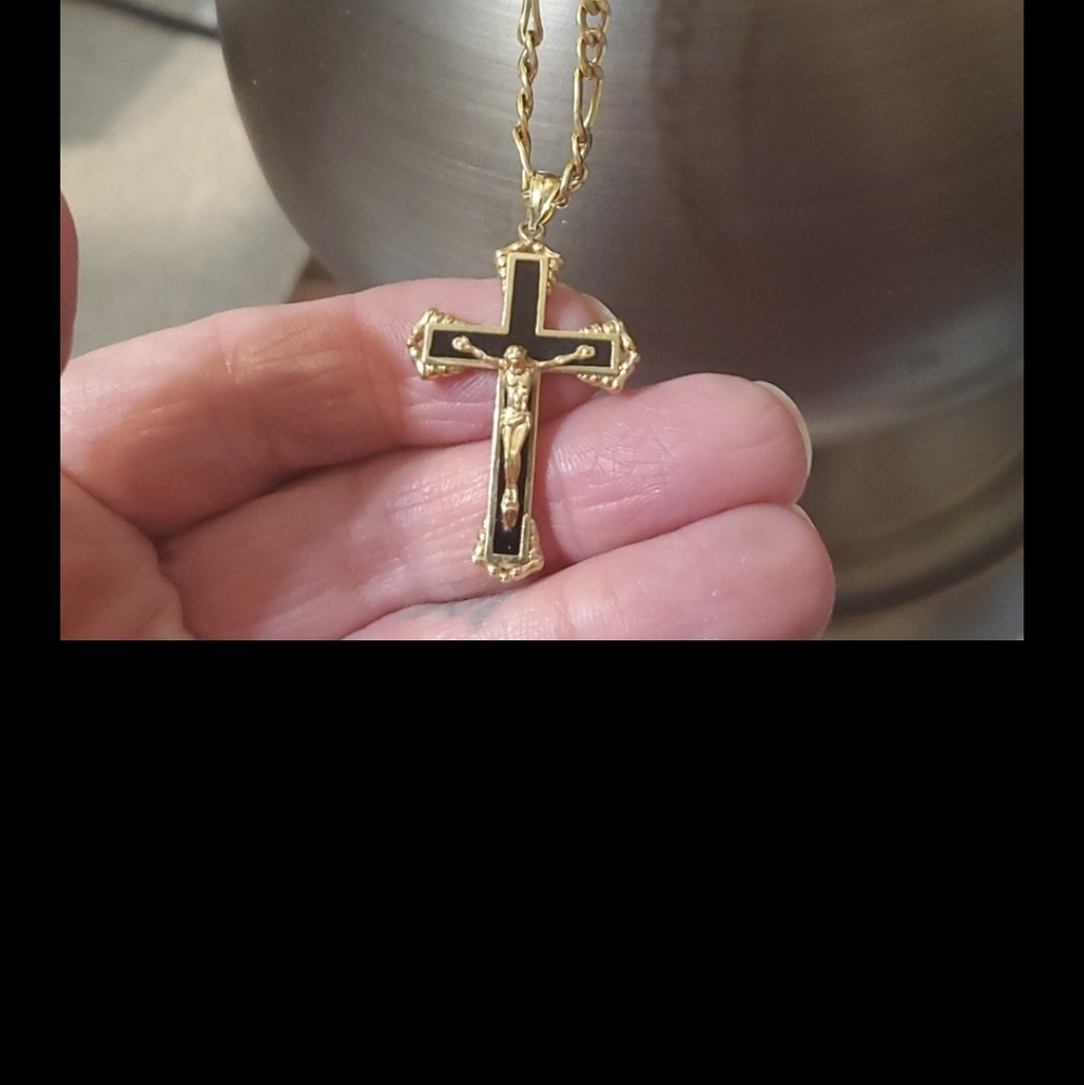 10K GOLD  Crusifix Pendant Black Onyx Gold - Picture 5 of 8